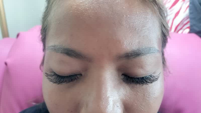 Finished lash extensions and tidied brows